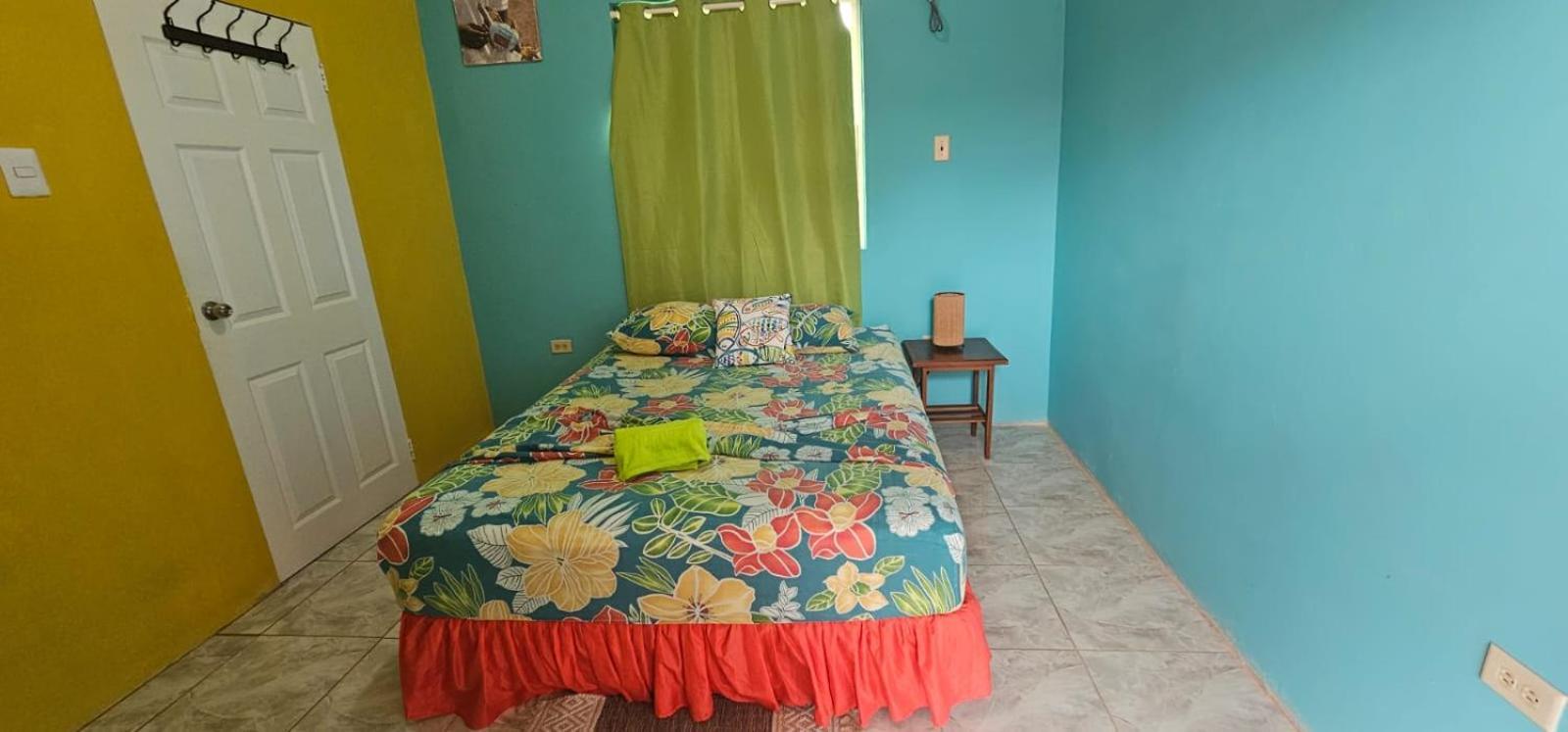 Fish Tobago Guesthouse Or Joy And Brandon Guesthouse Buccoo Pokoj fotografie