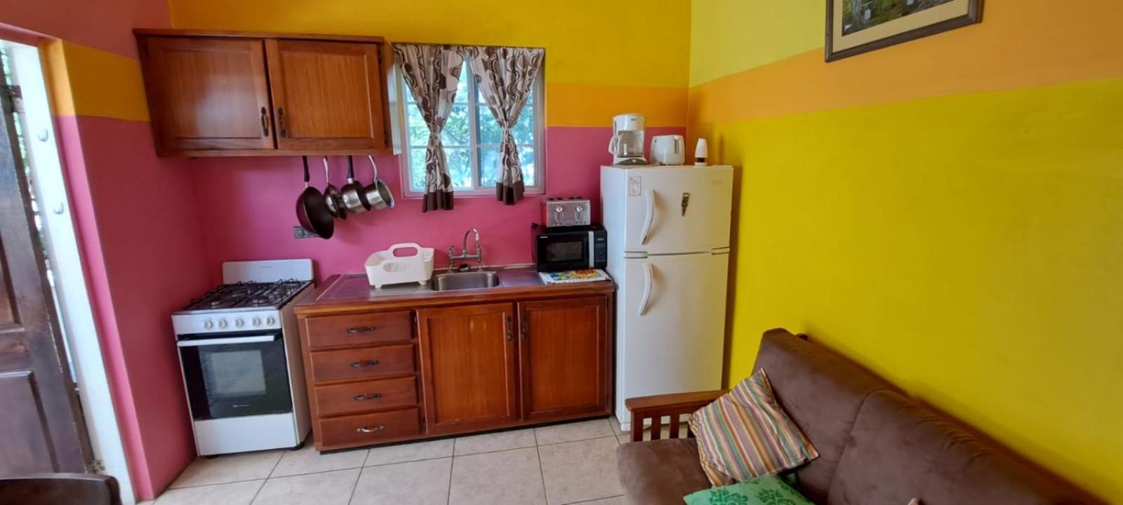Fish Tobago Guesthouse Or Joy And Brandon Guesthouse Buccoo Exteriér fotografie